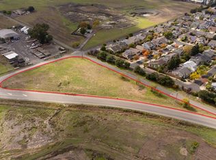 3341 Petaluma Hill Rd, Santa Rosa, CA 95404