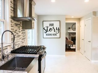 14 Lakeview St, Sharon, MA 02067