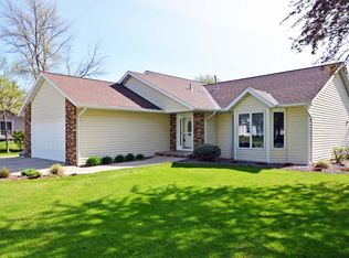 2405 9th St SW, Willmar, MN 56201