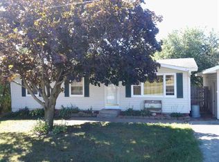 23 County Rd, Matherville, IL 61263