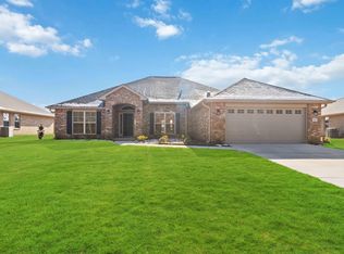 225 Dawsons Cove Dr, Alabaster, AL 35007