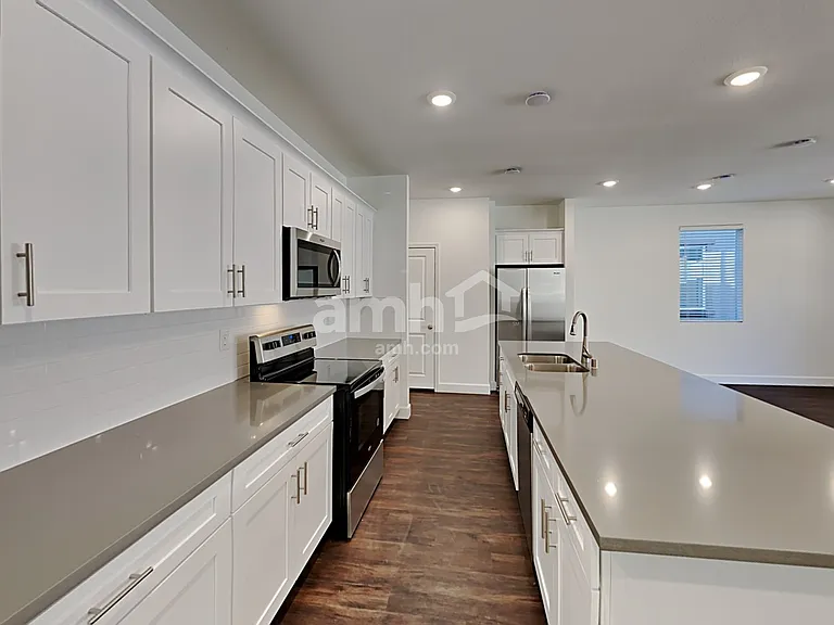 10453 Beaver Tail St — Photo 3
