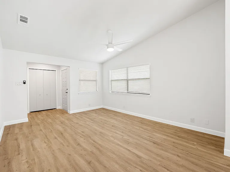 13019 Brook Garden Ln — Photo 3