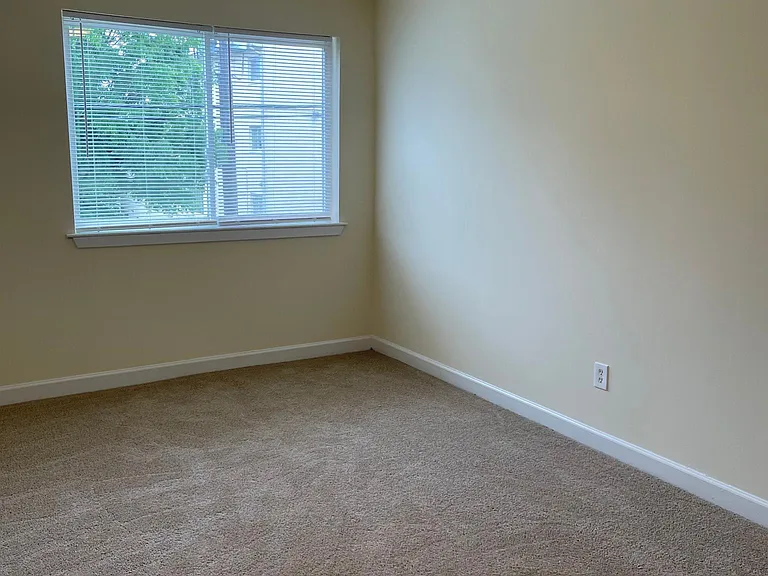 730 Brandywine St SE #303 — Photo 7