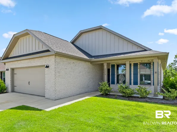 9868 Lakeview Dr, Foley, AL 36535