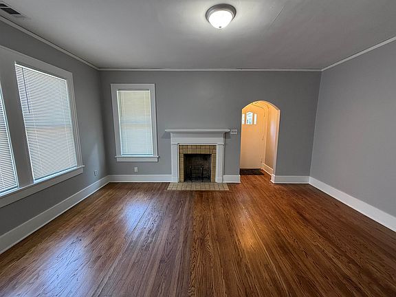 2nd image of 745 Holly St