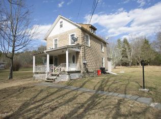 5664 Paradise Valley Rd, Cresco, PA 18326