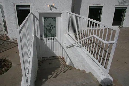 1060 N Louis St Photo 1