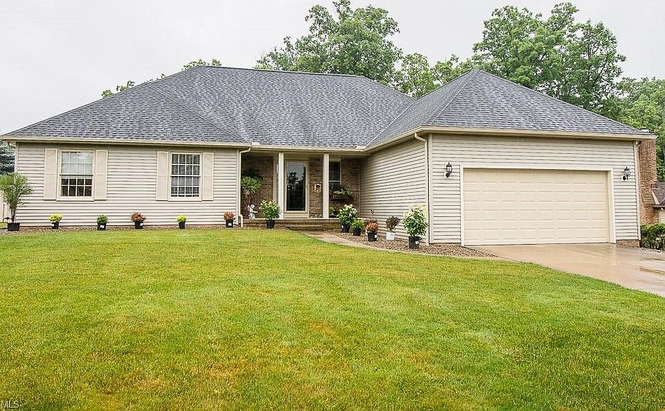 1st image of 5051 Huntington Reserve Dr