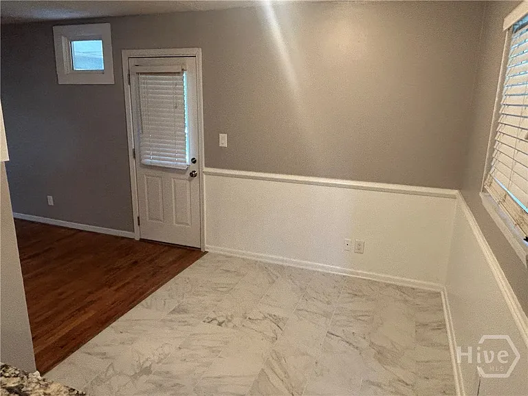 1020 Tuxedo Ln — Photo 10