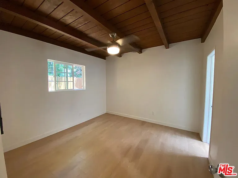 837 Sunset Ave — Photo 12