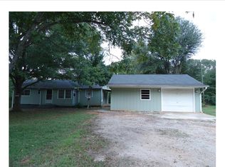 208 Old River Rd, Pelzer, SC 29669