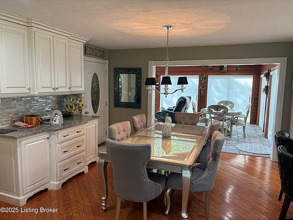 4th image of 714 Berwyn Dr