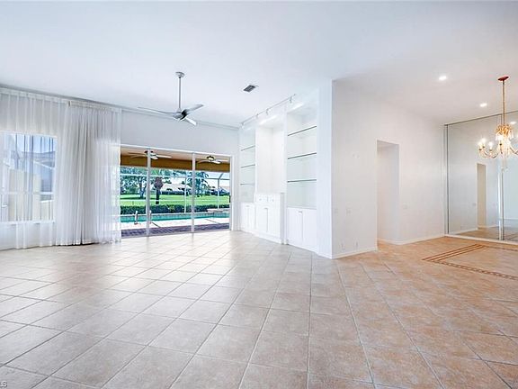 3rd image of 11598 Quail Village Way