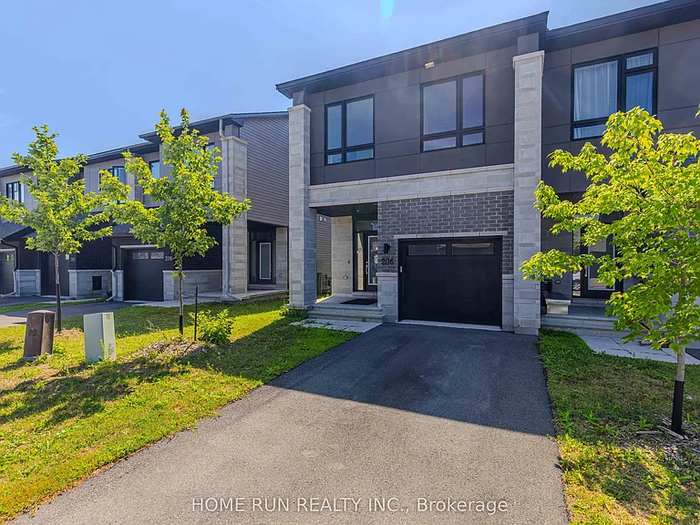 206 Bristol Cres — Photo 2