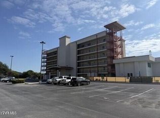 120 Raceday Center Dr Unit 205, Bristol, TN 37620