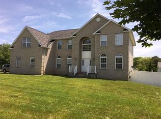 23 Dominic Dr, Monroe Township, NJ 08831