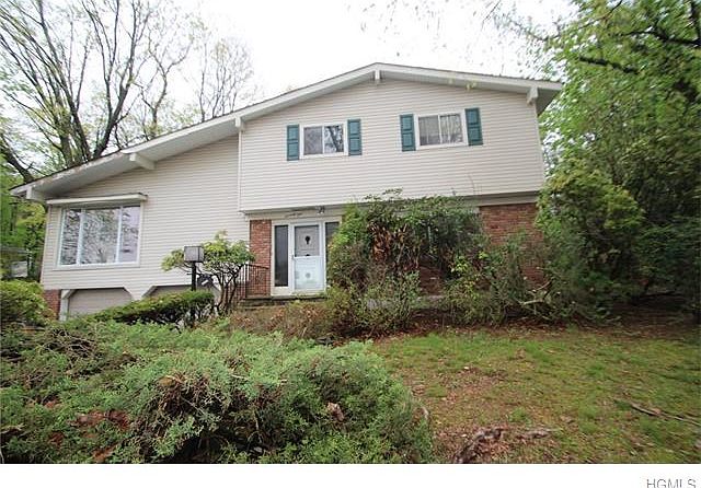 1st image of 71 Stonewall Cir