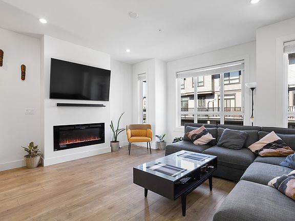 3rd image of 19670 55a Ave #14