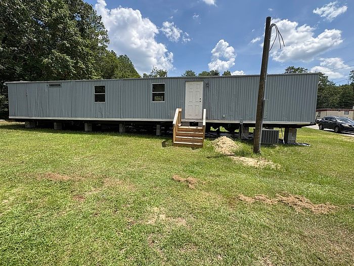 1st image of 7219 Frost Ave #19
