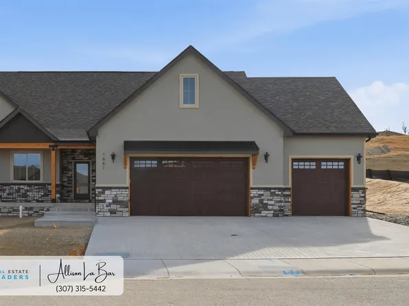 1661 Pinyon Pkwy, Casper, WY 82609