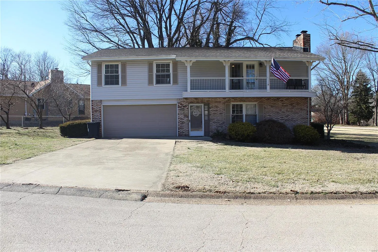 603 Harvey Ct photo 1