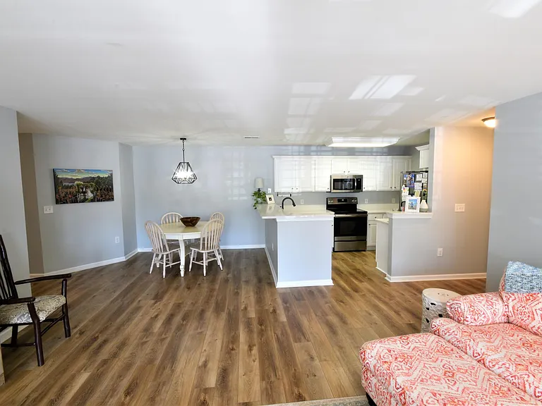 Dining Room/Kitchen