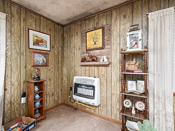 5th image of 3405 Highland Ln