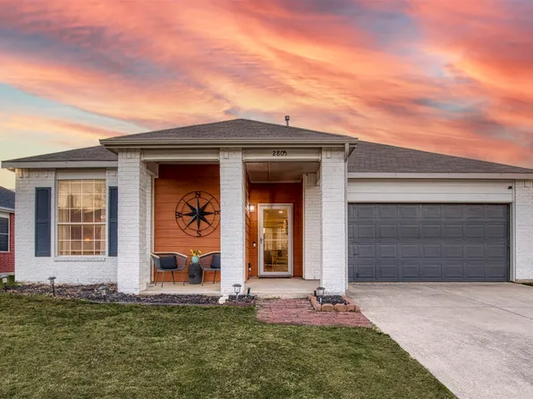 2805 Whetstone Dr, Corinth, TX 76210