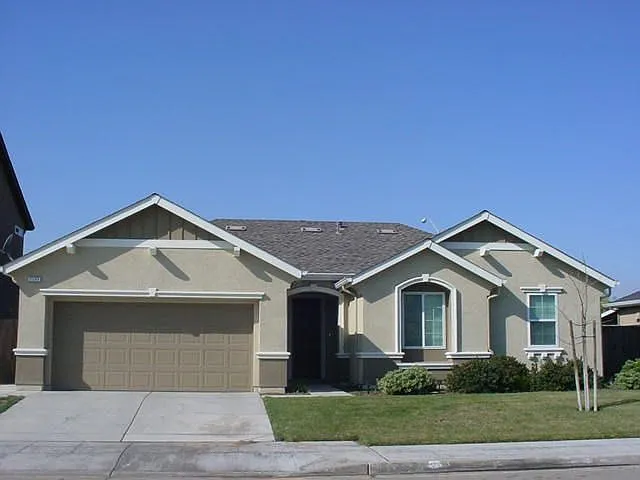 2280 S Adrian Ave photo 1