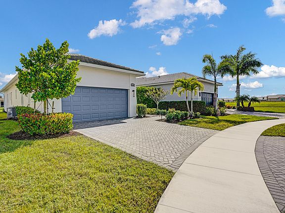 2nd image of 25007 SW Alberti Way