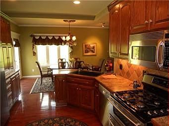 3rd image of 1513 Duncan Dr