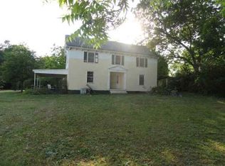 28 Newman St, Honea Path, SC 29654