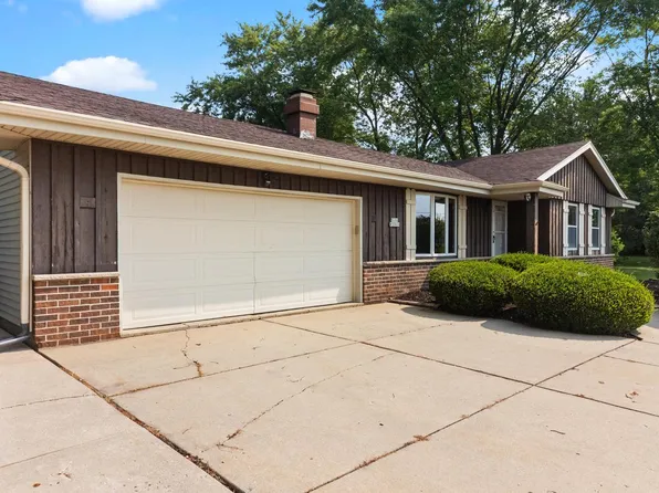 S106W30906 Sandy Beach ROAD, Mukwonago, WI 53149