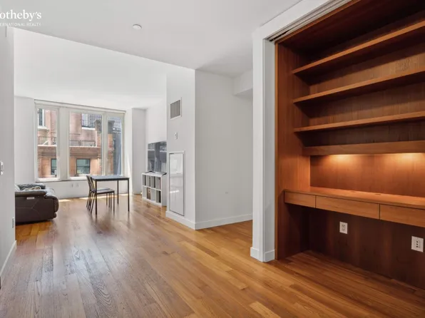 15 William Street image 5 of 15