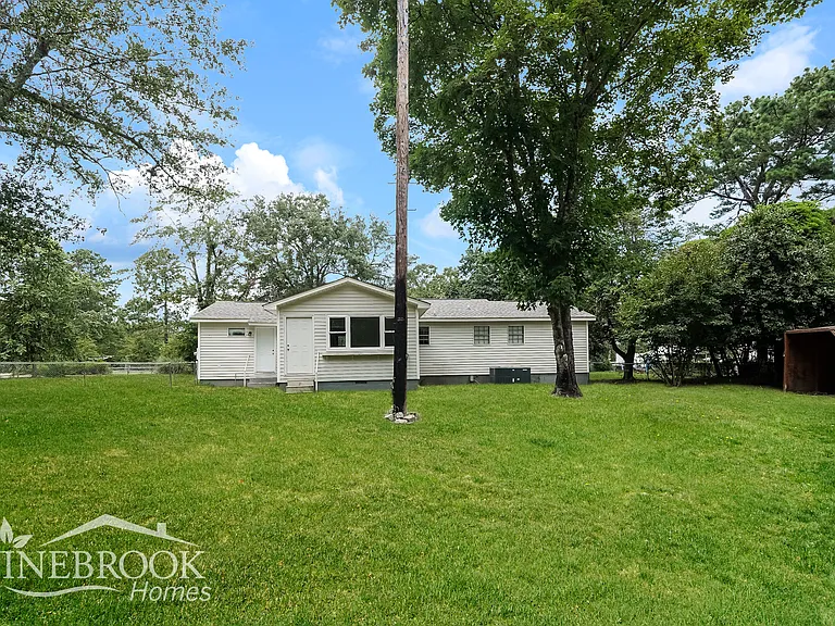 116 Trailside Dr — Photo 15