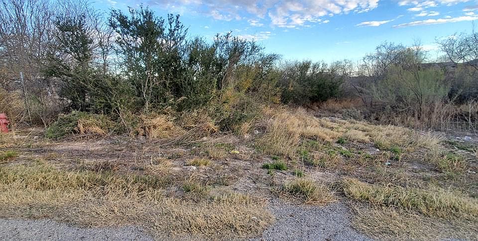 2nd image of 49 Linda Vista Rd #N