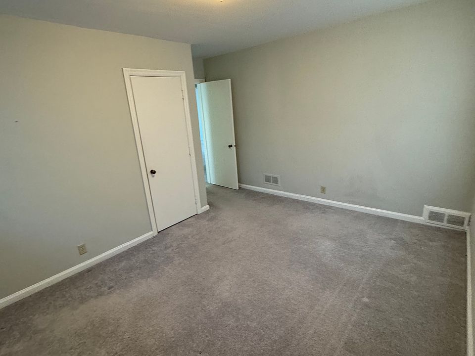 1st image of 3080 Portsmouth Ave #3