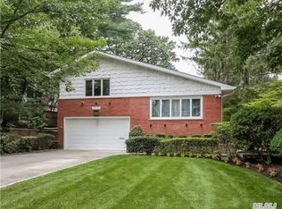 25151 Gaskell Rd, Flushing, NY 11362