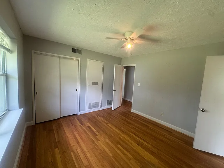 3607 S Georgetown Dr — Photo 19