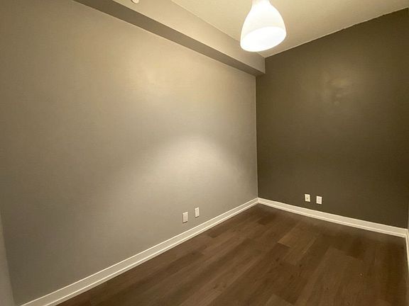 5th image of 98 Lillian St #519