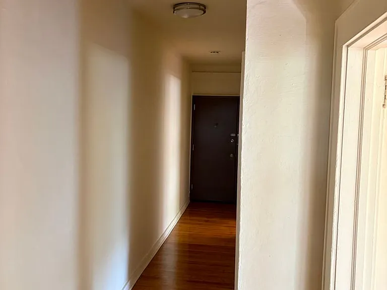 10 Hasbrouck Ave — Photo 7