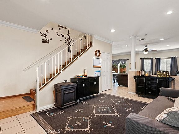 4th image of 15807 Crest Ln