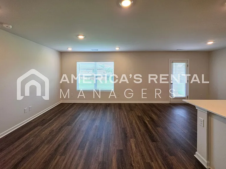 124 Jonboy Ave — Photo 23