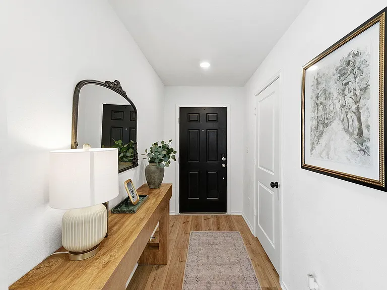 200 George Neggan Ln — Photo 15