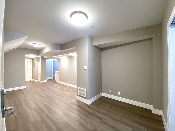 4th image of 1085 Washington St #1