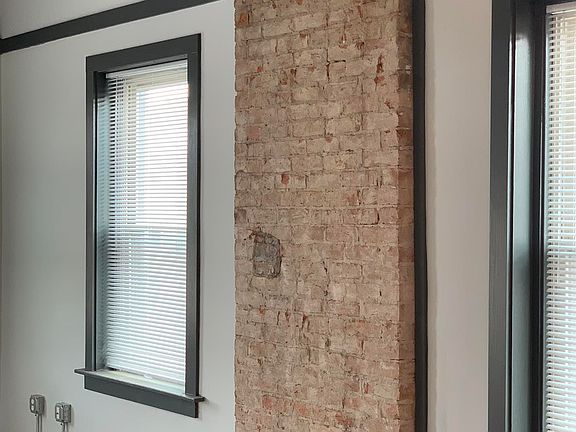 4th image of 2616 Short Vine St #4