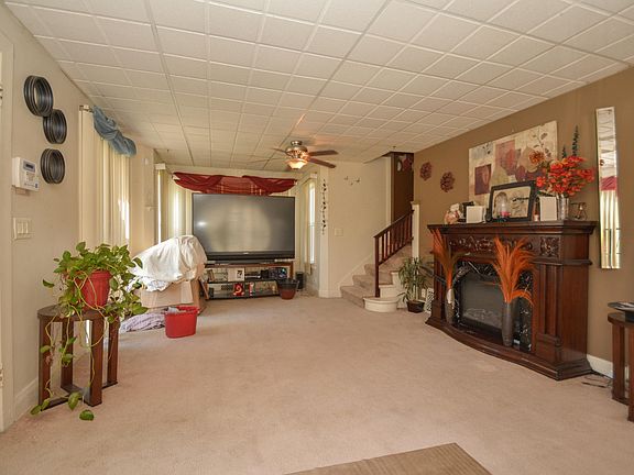3rd image of 64 Greenwood Ave