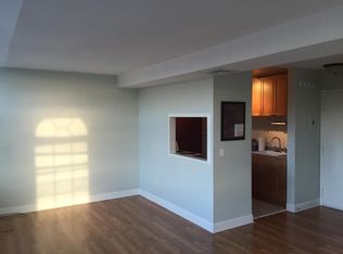 201 Thorndike St UNIT 1-21, Lowell, MA 01852