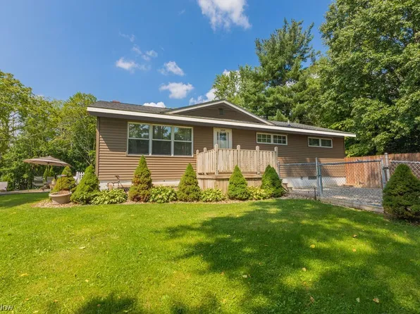 3269 Samuel Rd, Akron, OH 44312